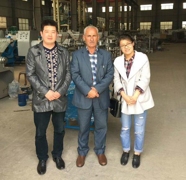 Customer from Poland Visit Our Factory with The Company with Our Engineer
