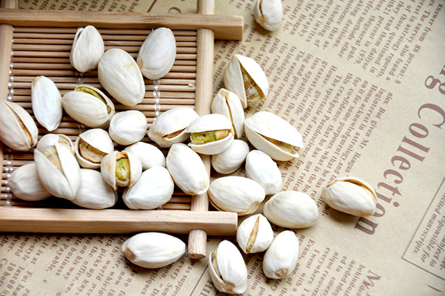 The Comestible Amount and Comestible Ability of Pistachio Nuts.